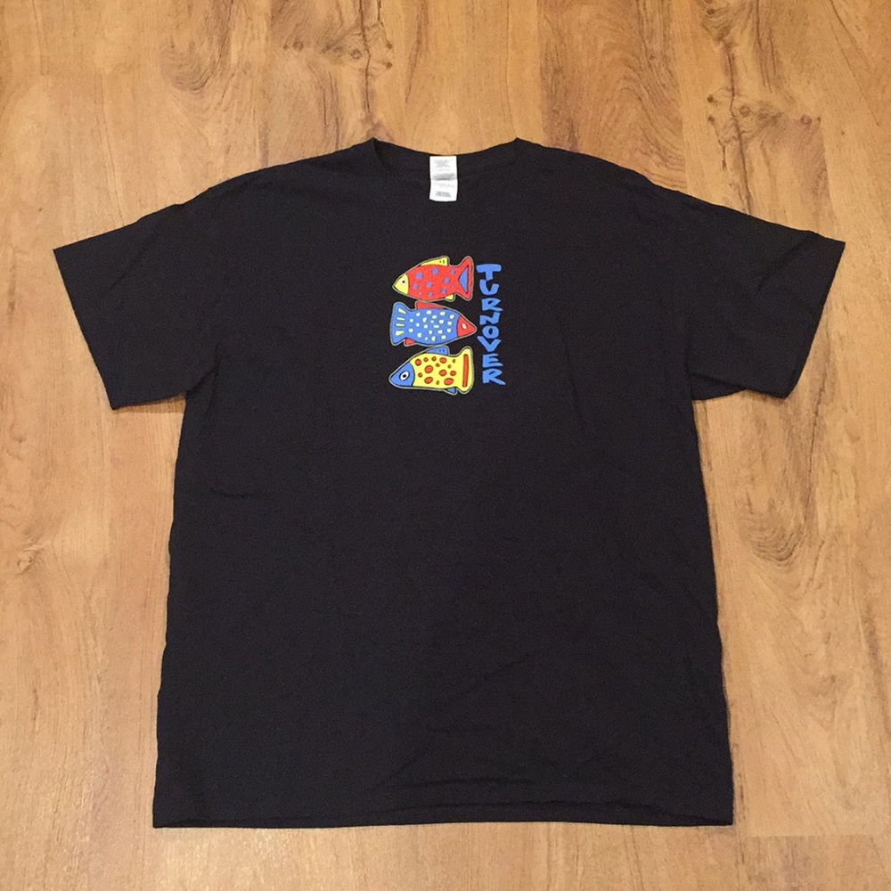 Turnover band tee never worn! Size L